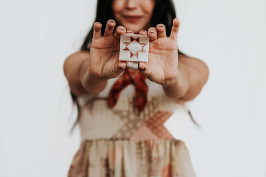 Cinnamon Sawtooth Star Claw (S)