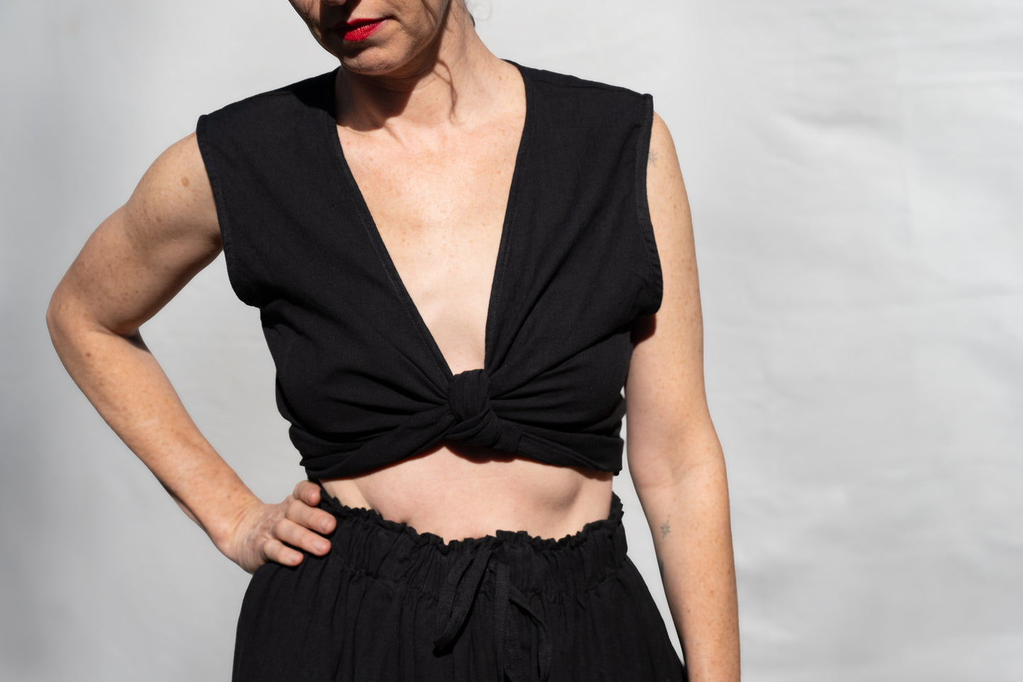 Simran Reversible Wrap Top, black & white pinstripe
