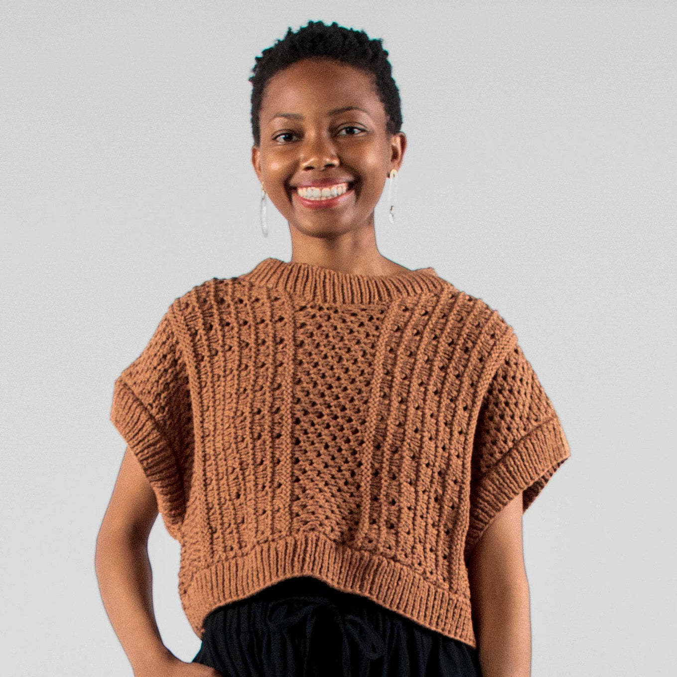 Sleeveless Anita Sweater, black
